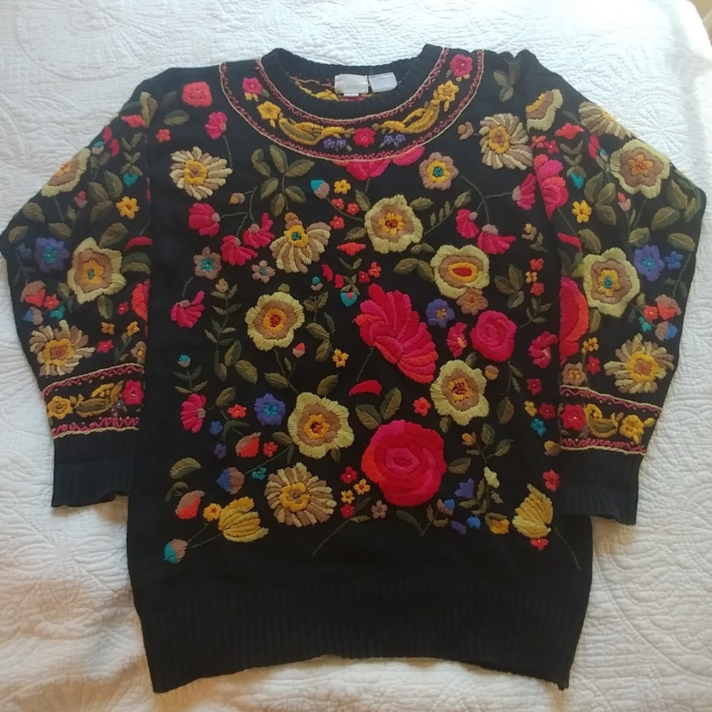 🧥 Vintage Sweater with beautiful stitching